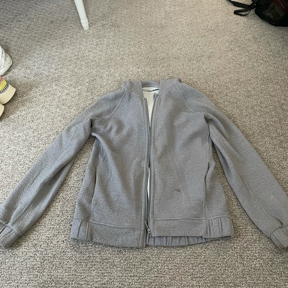 Lululemon Jacket - Picture 1 of 2